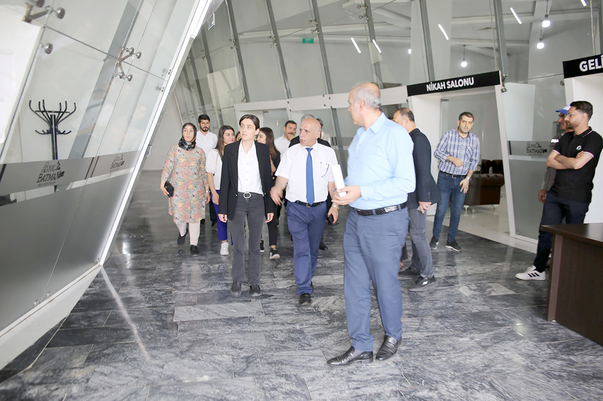 HİZMETLER DENETLENDİ