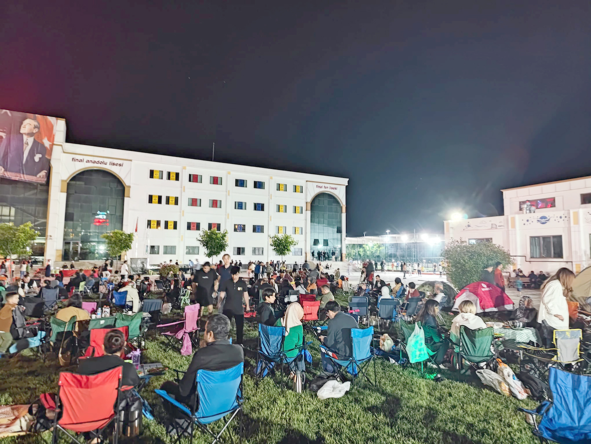 FİNAL’DEN MUHTEŞEM ‘KAMPÜSE BAHAR GELDİ’ ETKİNLİĞİ 