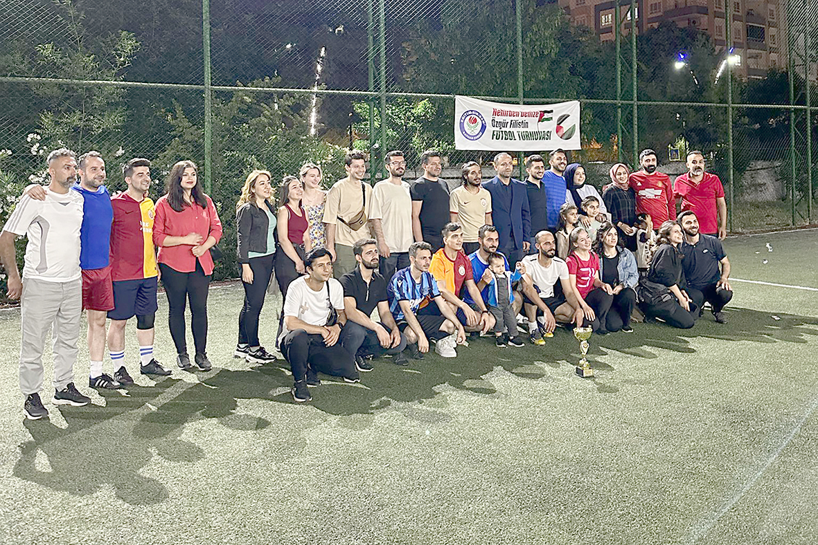 ŞAMPİYON KARATAY ORTAOKULU OLDU