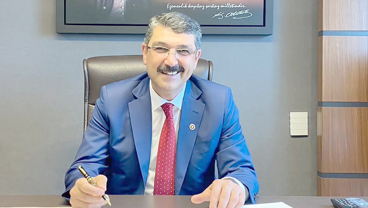 “GENÇLERİMİZDEN BEKLENTİMİZ BÜYÜK”