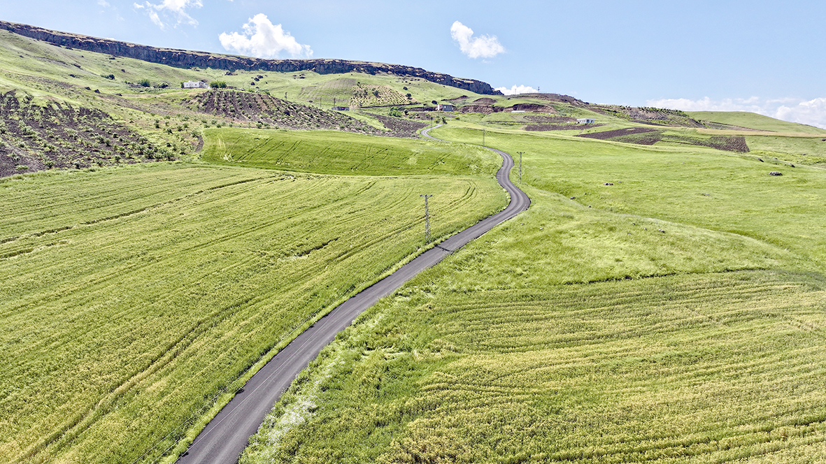BAYRAKLI’DA ASFALT ÇALIŞMASI YAPILDI