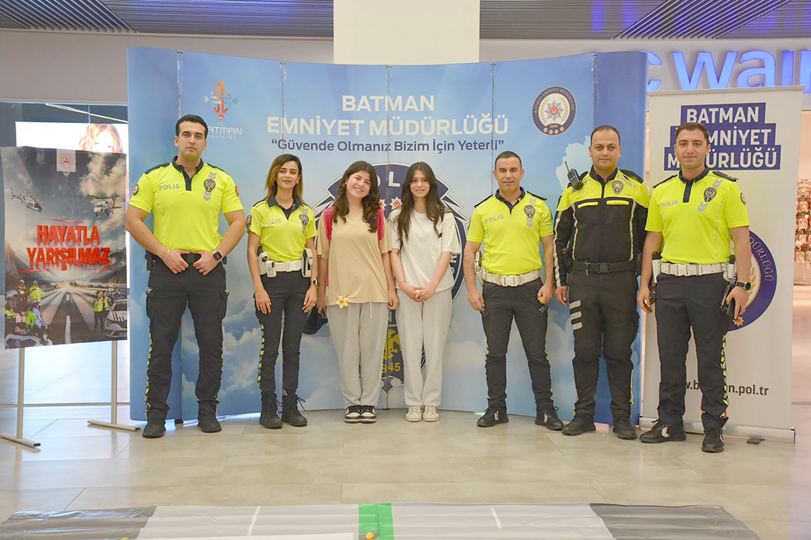 PETROL CİTY’DE TRAFİK STANDI KURULDU