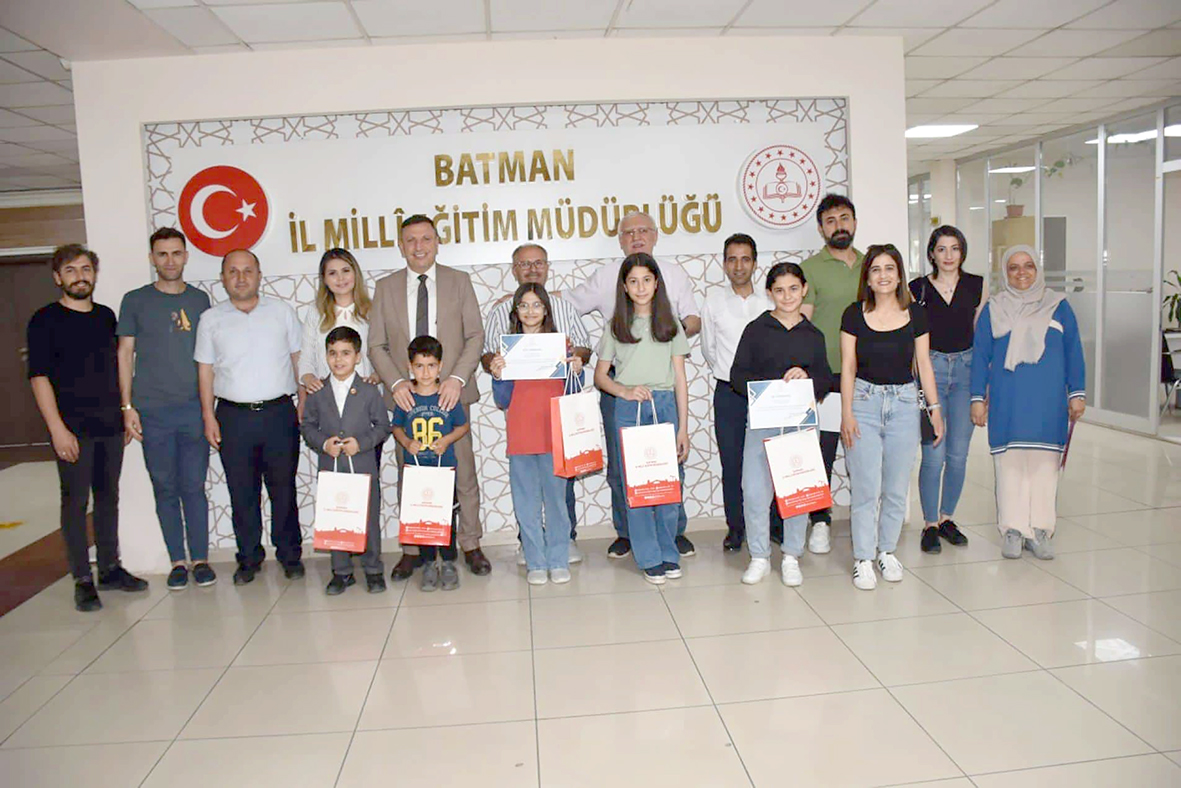 PROJE ÖDÜLLERİ VERİLDİ