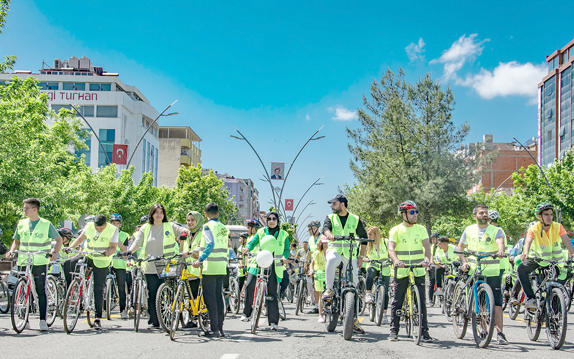 SAĞLIKLI YAŞAM İÇİN PEDAL ÇEVİRDİLER