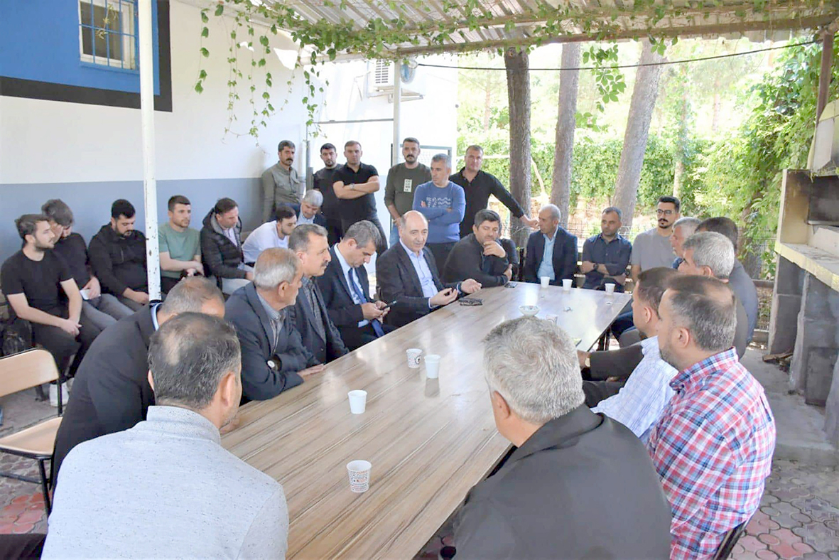 SAMANYOLU KÖY OKULUNA ZİYARET