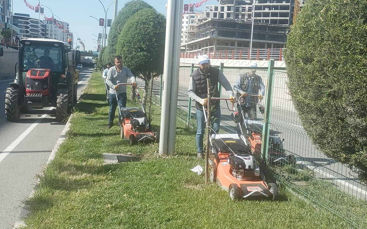 SÖNÜK “BATMAN’I ÇİÇEK GİBİ YAPACAĞIZ”