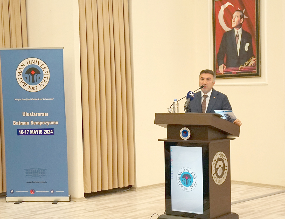 ÜNİVERSİTEDE ‘BATMAN’ SEMPOZYUMU