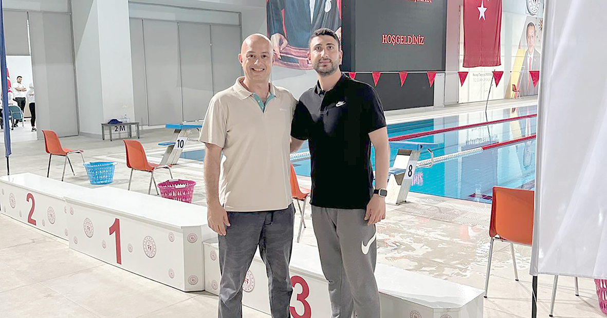 YÜZME ANTRENÖRÜ ÖZDEMİR’İN HEDEFİ BÜYÜK!