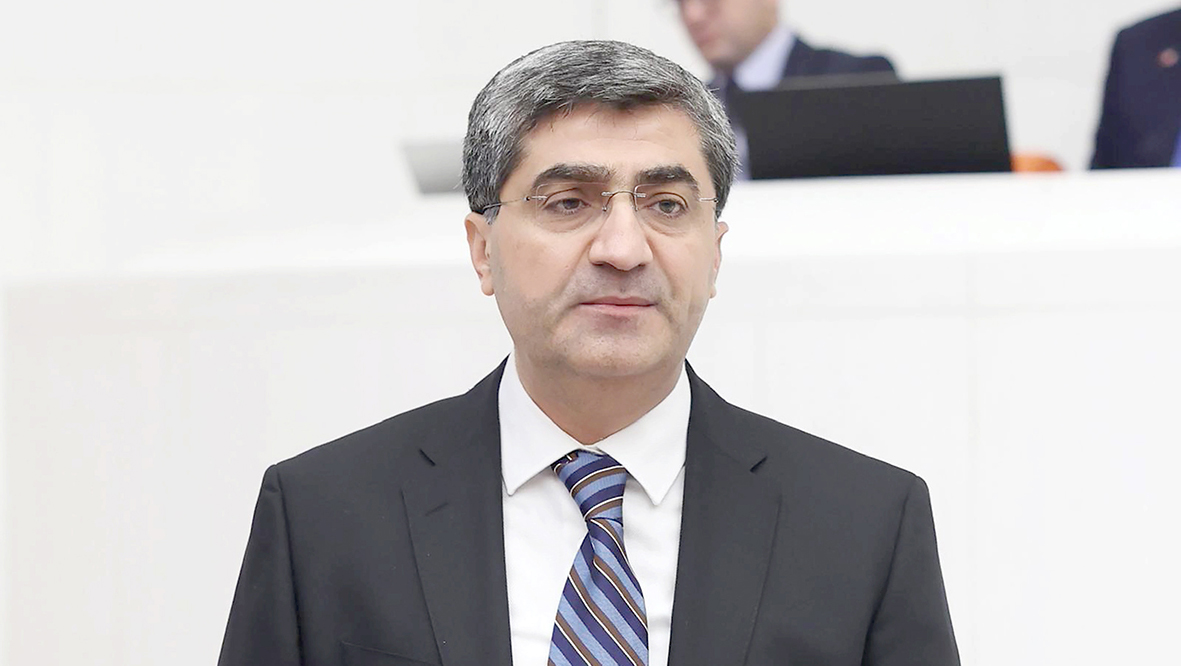 DEVA PARTİLİ EKMEN “ÇİFTÇİYİ DESTEKLEYİN”