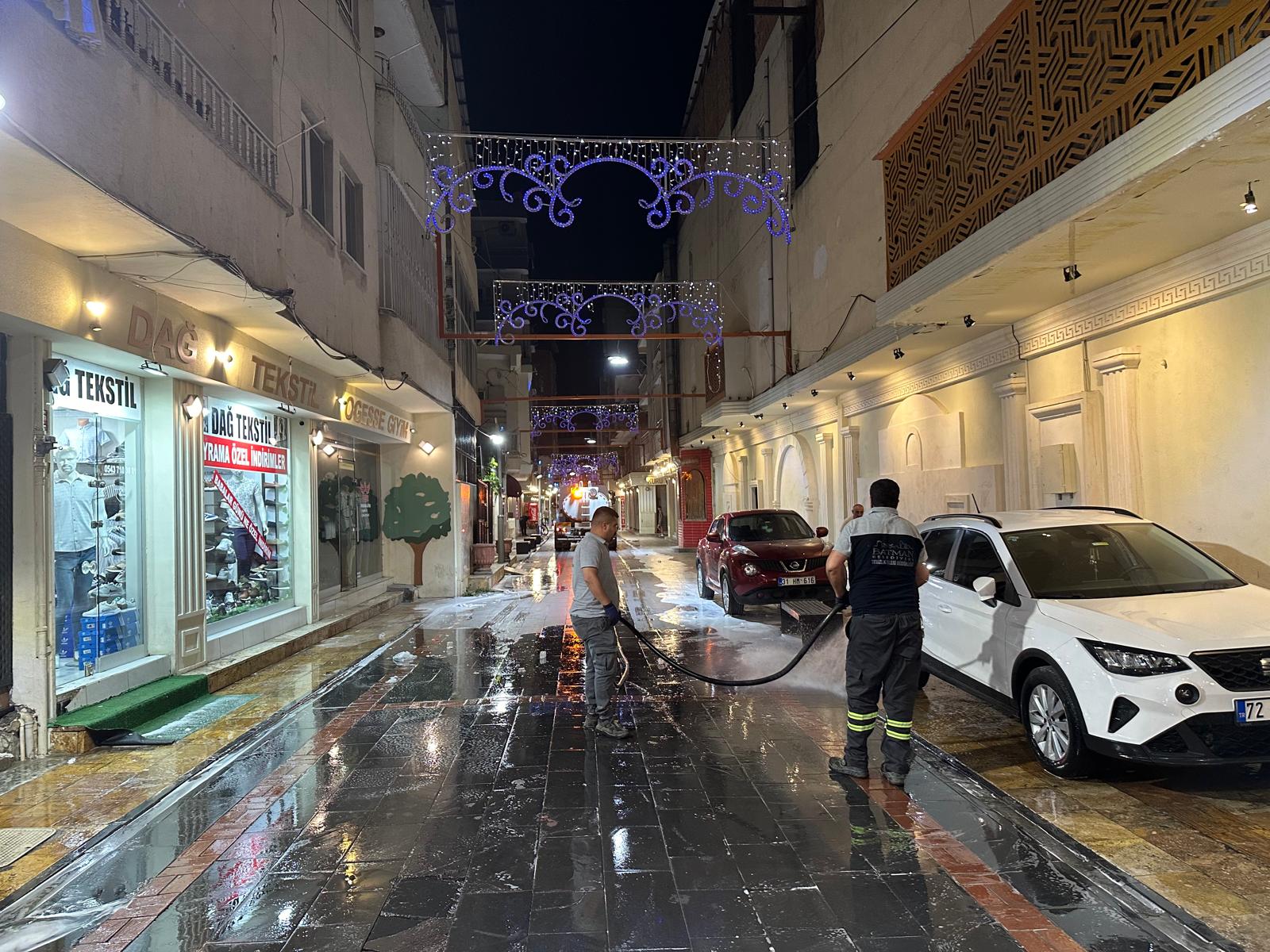 EKİPLER BAYRAM SABAHINA KADAR ÇALIŞTI