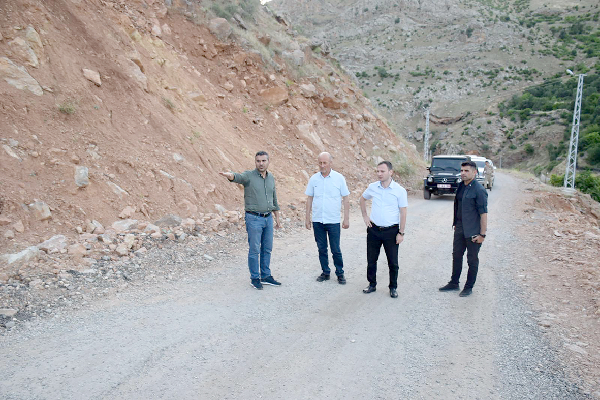 GRUP KÖY YOLU İNCELENDİ