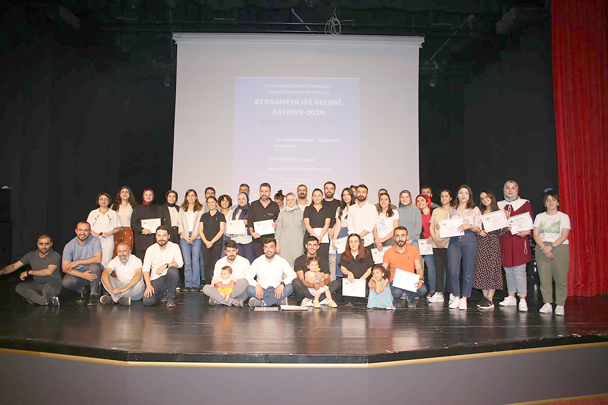 “HER EV BİR OKULDUR”