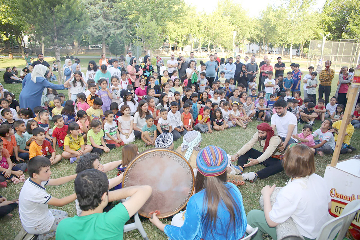 KÜRT DİLİNİN ZENGİNLİKLERİ ANLATILDI