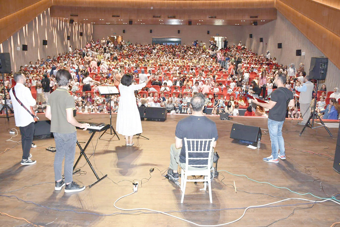 MİNİK ÖĞRENCİLER GÖNÜLLERİNCE EĞLENDİLER