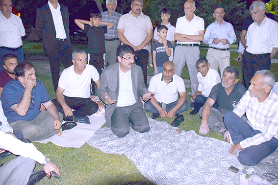 NASIROĞLU, HÜRRİYET’TE VATANDAŞLARLA BULUŞTU