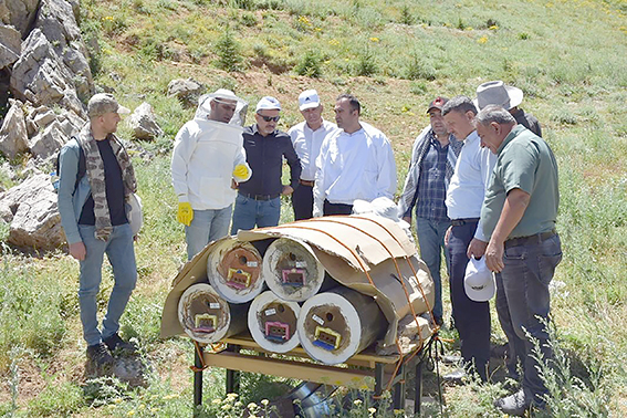 “TÜRKİYE’NİN EN İYİ BALLARINDAN BİRİNİ ÜRETİYORUZ”