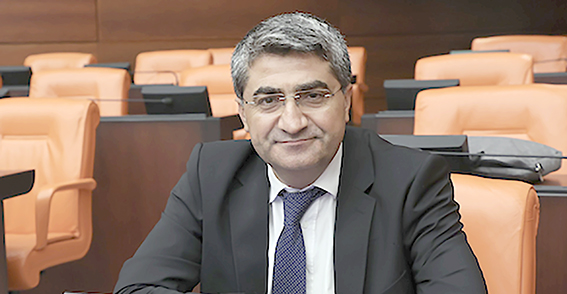 EKMEN, KAZAYI TBMM GÜNDEMİNE TAŞIDI