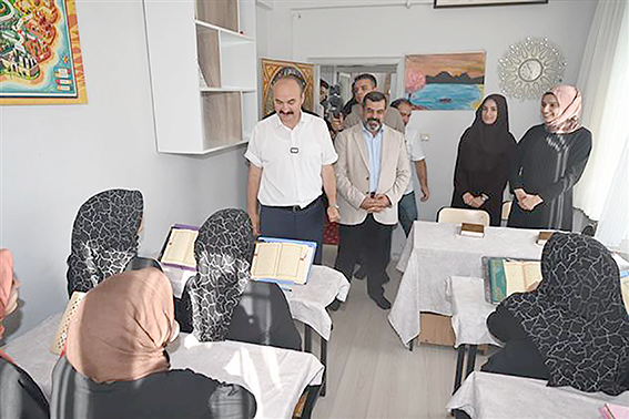 HAFIZLIK KURSUNA ZİYARET