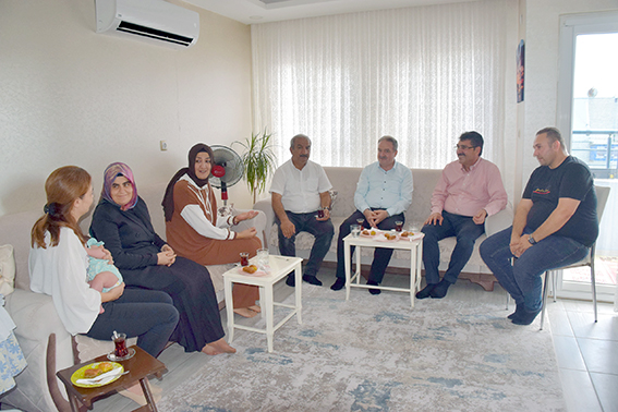 KORUYUCU AİLELERE ZİYARET