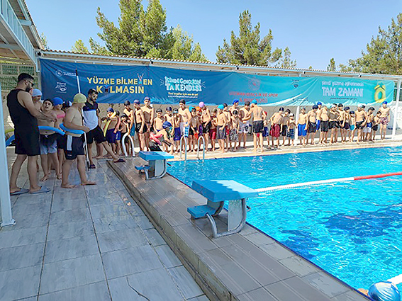 OLİMPİK HAVUZUNDA 14 YILDIR GELENEK BOZULMADI
