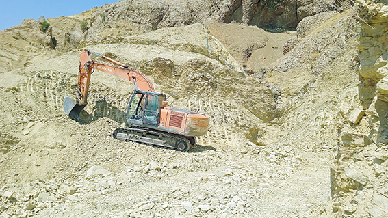 KÖYLERDE ÇALIŞMALAR DEVAM EDİYOR