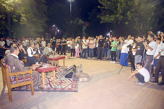 “KÜRT DİLİNİ VE KÜLTÜRÜNÜ YAŞATMAYA DEVAM EDECEĞİZ”