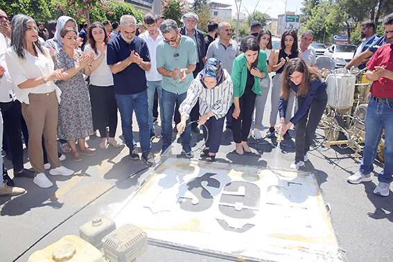 “KÜRTÇEYE YÖNELİK PLANLI BİR SALDIRI VAR”