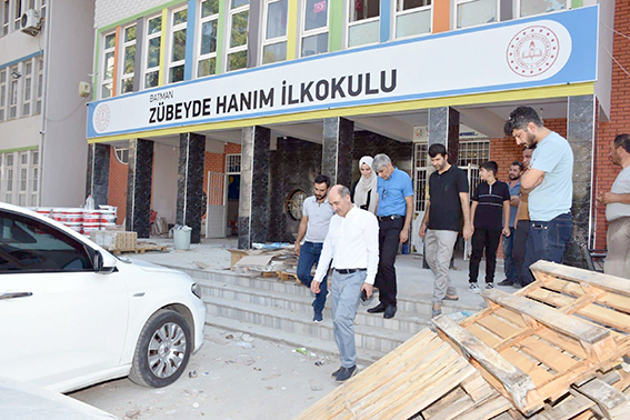 OKULLARDA BAKIM VE ONARIM DEVAM EDİYOR