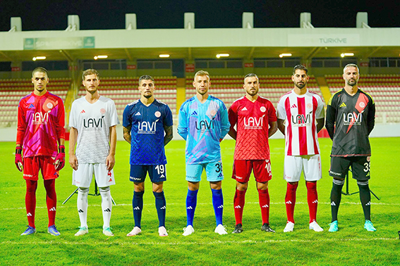 PETROLSPOR’UN YENİ SEZON FORMALARI TANITILDI