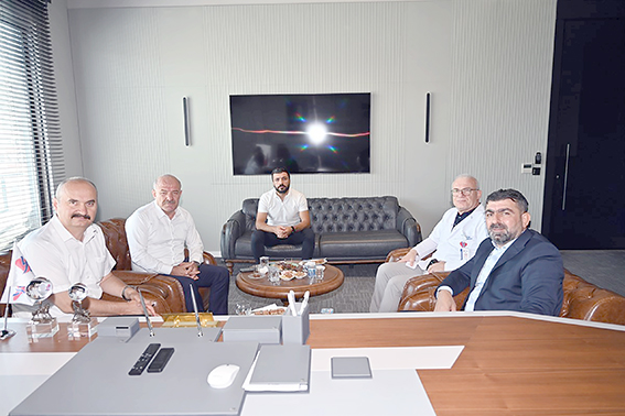 VALİ CANALP’TAN YAŞAM HASTANESİNE ZİYARET