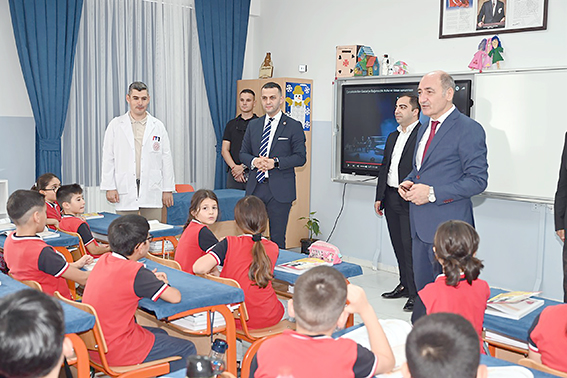 172 BİN ÖĞRENCİ DERS BAŞI YAPTI