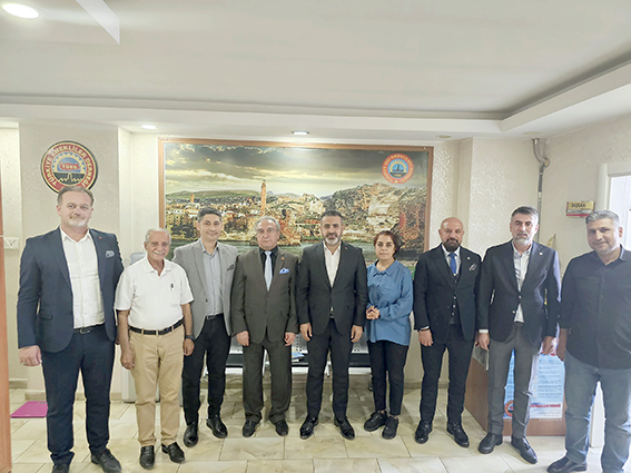 BAŞKAN ÇETİN’DEN EMEKLİLERE ZİYARET