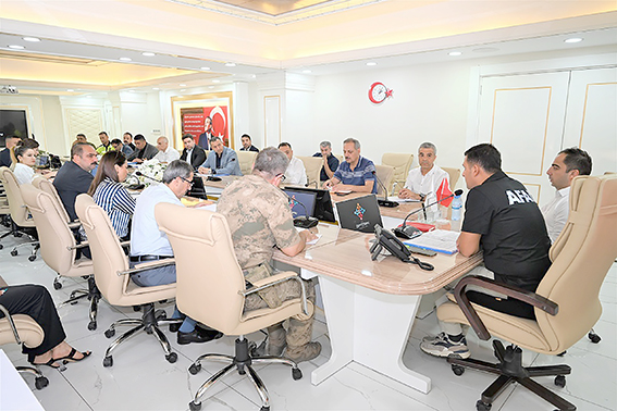 TRAFİK DENETİMLERİ GÖRÜŞÜLDÜ