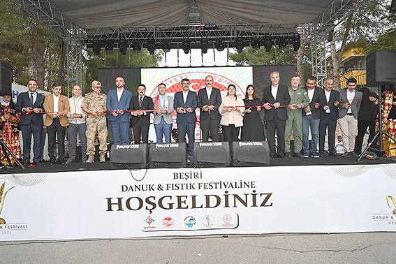 DANUK VE FISTIK FESTİVALİNE YOĞUN KATILIM!