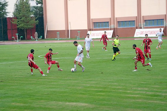 KALECİ HATASI 3 PUANDAN ETTİ