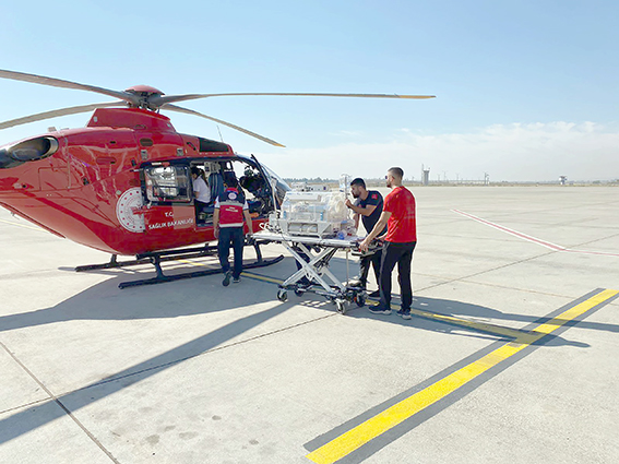 18 GÜNLÜK BEBEK HELİKOPTER AMBULANS İLE SEVK EDİLDİ