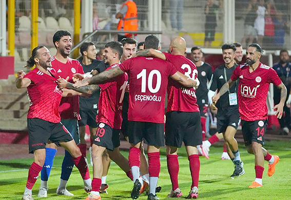 PETROLSPOR, TUR PEŞİNDE