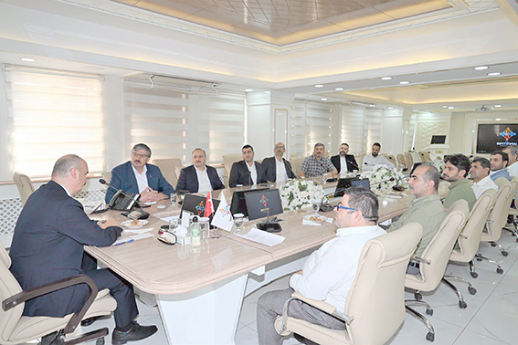 BAŞKAN ÇİFTÇİ, VALİ İLE ESNAFIN SORUNLARINI GÖRÜŞTÜ