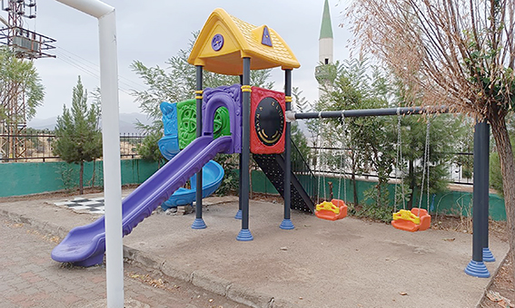 ÇAYGEÇİT’TE PARKE TAŞI DÖŞEME İŞİ TAMAMLANDI