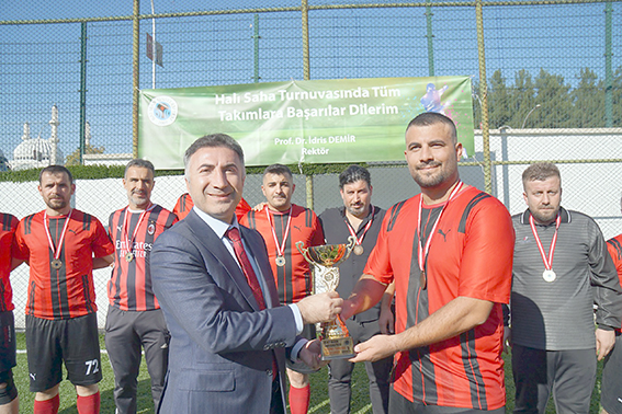 BATÜ’DE ŞAMPİYON; YAPI İŞLERİ VE TEKNİK