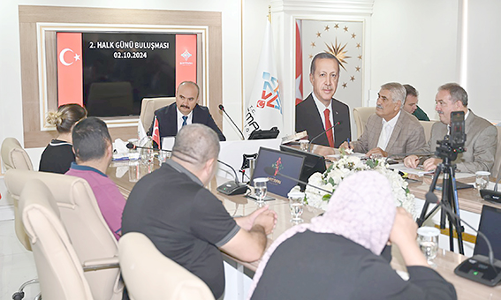 HALK GÜNÜ TOPLANTISINDA VATANDAŞLARI DİNLEDİ