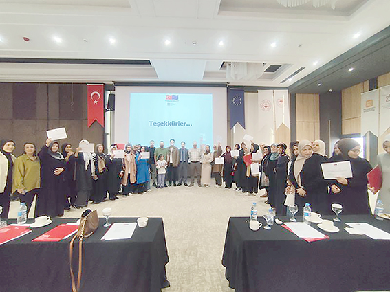 KADIN KOOPERATİFİ ÜYELERİNE SERTİFİKALARI VERİLDİ