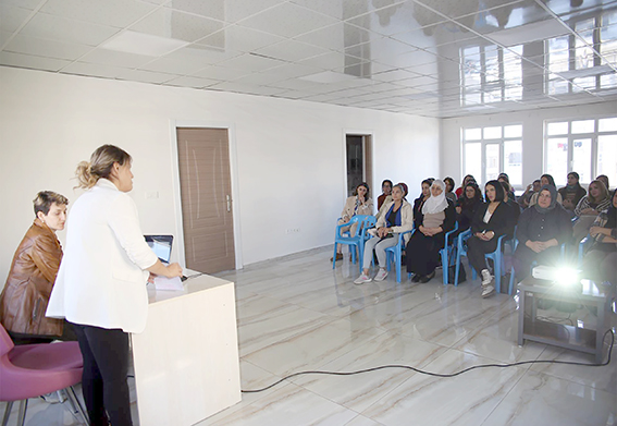 KADINLARA ÇALIŞANLARA CİNSİYET EŞİTLİĞİ EĞİTİMLERİ