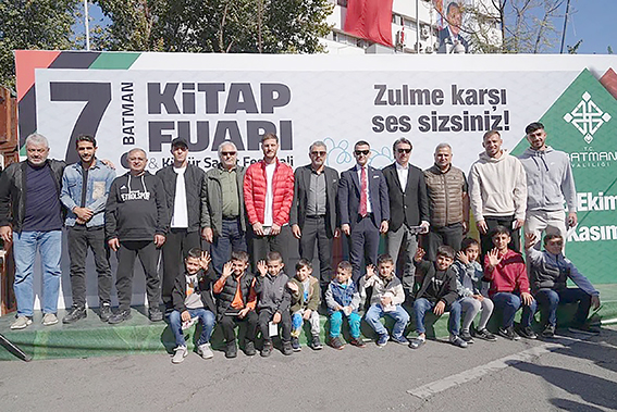 PETROLSPOR’DAN KİTAP FUARINA ZİYARET