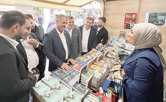 ŞANSİ “OKUMADAN GEÇEN HER GÜN, YİTİRİLMİŞ BİR GÜNDÜR”