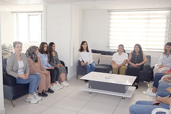 “KADINLARIN İÇİN ÇALIŞMALARIMIZI SÜRDÜRÜYORUZ”