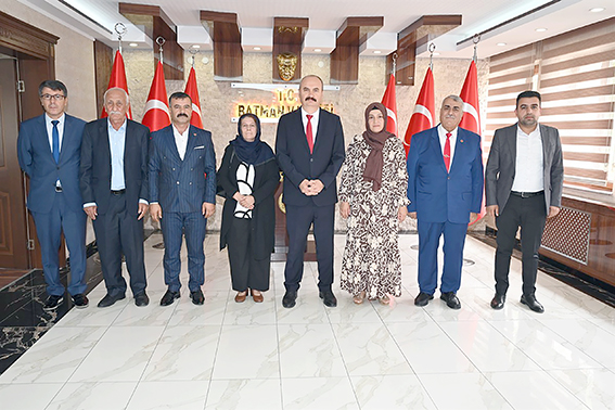 MUHTARLARDAN VALİ CANALP’A ZİYARET