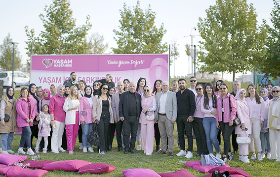 MEME KANSERİ FARKINDALIK ETKİNLİĞİNDE YOĞUN İLGİ