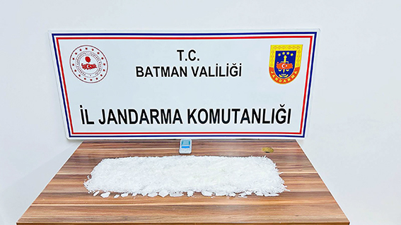 1.780 GRAM METAMFETAMİN ELE GEÇİRİLDİ