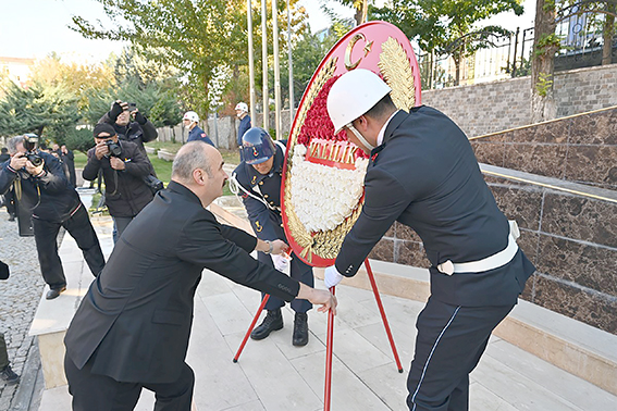 BATMAN, MUSTAFA KEMAL’İ ANDI